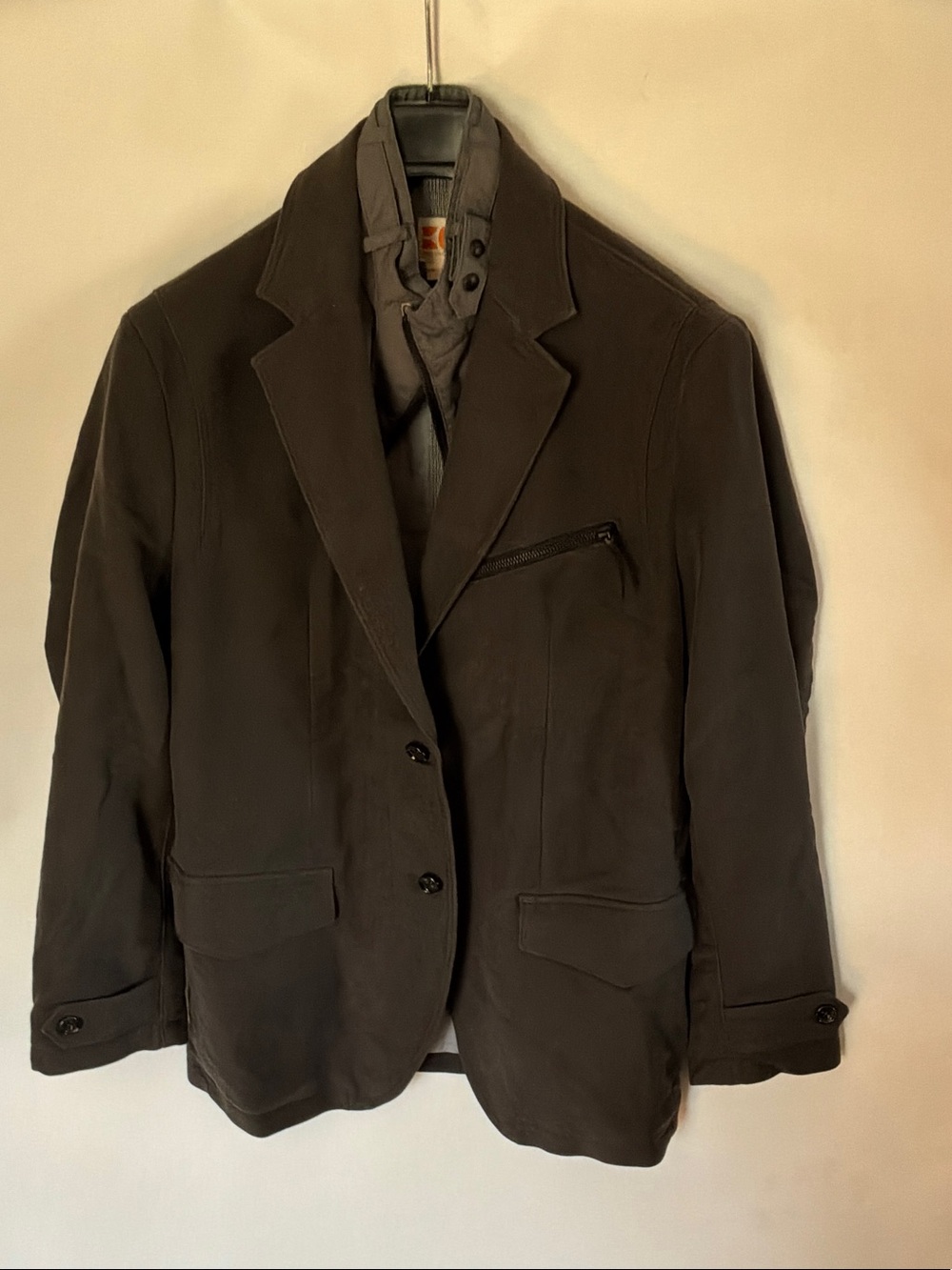 BOSS ORANGE Gray Jacket with Orange Logo Tag